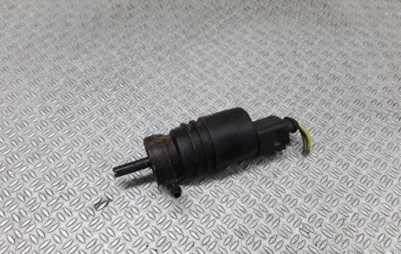 Audi A2 Windscreen/windshield washer pump