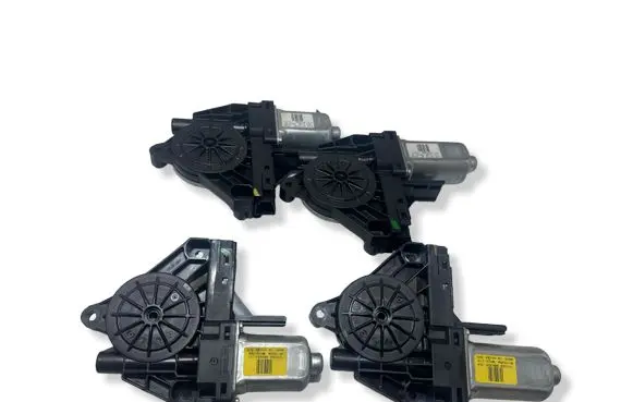 Volvo XC60 Rear door window regulator motor 966264101