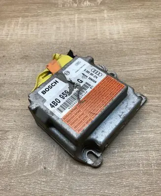 Audi A6 S6 C5 4B Airbag control unit/module 4B0959655G 0285001274