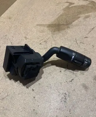 Land Rover Discovery 3 - LR3 Wiper control stalk PA66-MD40