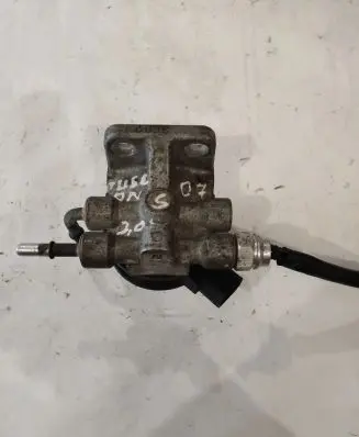 Hyundai Tucson JM Fuel filter housing 