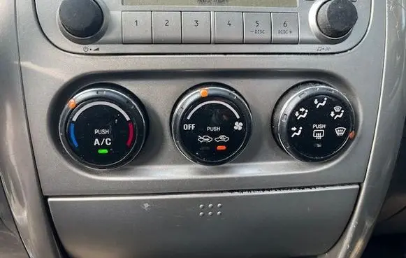 Suzuki Liana Air conditioning/heating control unit 