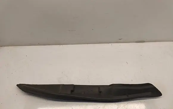 Dodge RAM Fender foam support/seal 68291631A 68291631AA