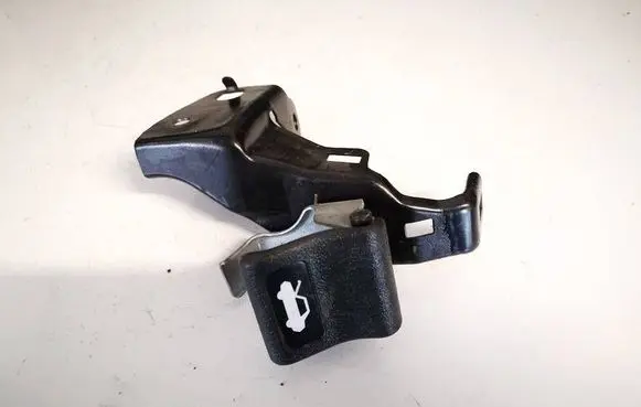 Subaru Impreza III Engine bonnet (hood) release handle