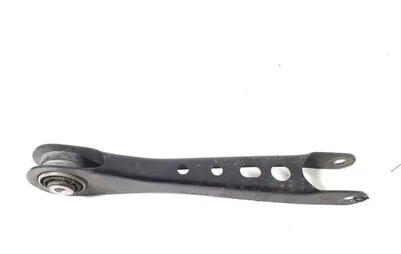 Rear control arm