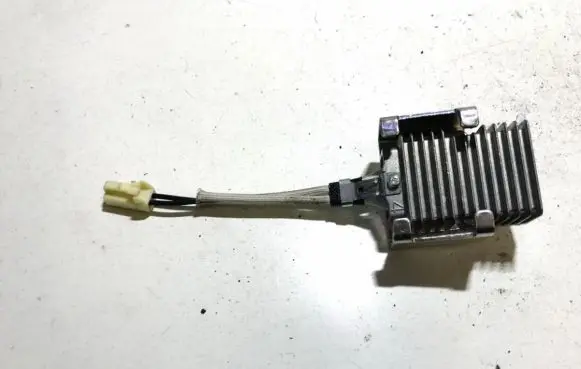 Toyota Prius (XW20) Heater blower motor/fan resistor 4453547020 44535-47020