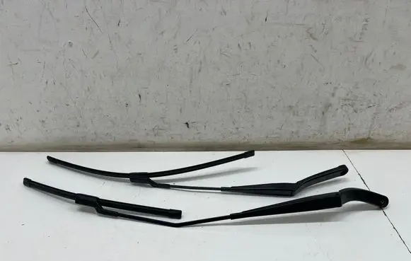 Volkswagen T-Cross Front wiper blade arm 97036203 2GM955410 2GM955409A