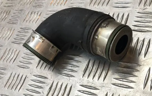 Toyota Avensis T250 Intercooler hose/pipe