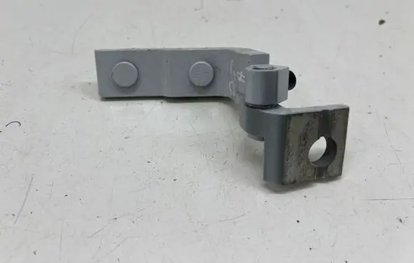 Mercedes-Benz GLA H247 Rear door lower hinge