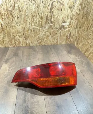 Audi Q7 4L Rear/tail lights 4L0945094 027330202