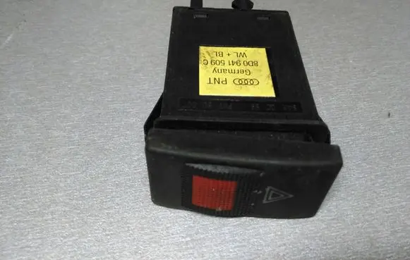Audi A4 S4 B5 8D Hazard light switch 8D0941509C