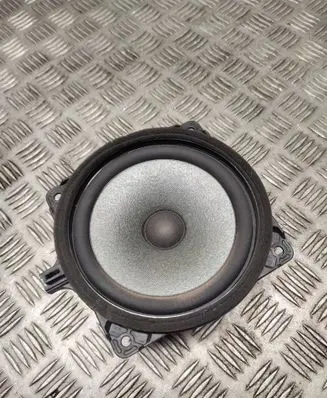 Hyundai Santa Fe Front door speaker 963302W100