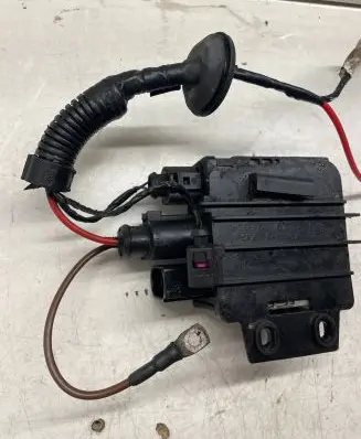 Volkswagen Transporter - Caravelle T5 Coolant fan relay 7H0959507