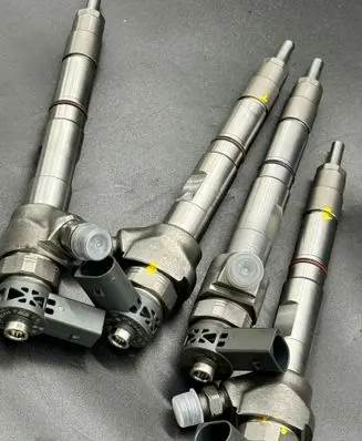 Skoda Superb B8 (3V) Fuel injectors set 160712 8156 0445110469