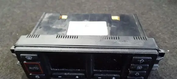 Audi A3 S3 8L Climate control unit 8l0820043b