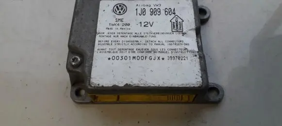 Volkswagen PASSAT B5 Airbag control unit/module 1J0909604 5WK4200