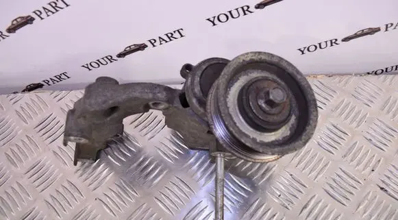 Lexus IS 220D-250-350 Generator/alternator belt tensioner 575059
