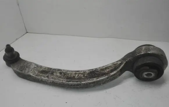 Volkswagen PASSAT B5 Front control arm
