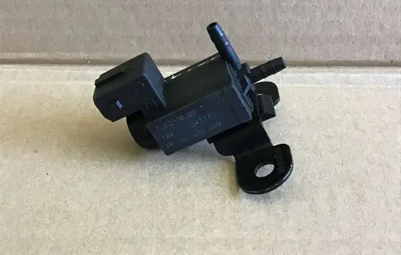 Opel Zafira A Turbo solenoid valve 72213800 90530039