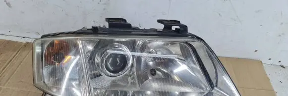 Audi A6 S6 C5 4B Headlight/headlamp 14847400
