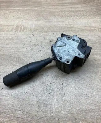 Renault Clio I Indicator stalk
