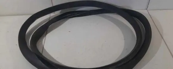 Tesla Model 3 Rubber seal front door (on door) 