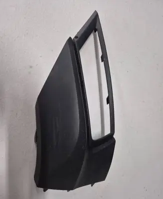 Volkswagen Tiguan Front bumper lower grill 5NA853211A