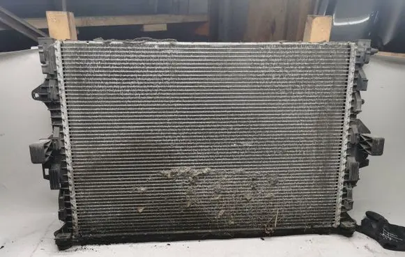 Ford Mondeo MK IV Coolant radiator