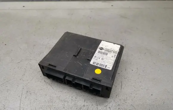 Nissan Primera Comfort/convenience module 28550AV605 5WK48122