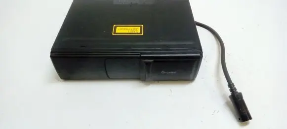 Audi A6 S6 C5 4B CD/DVD changer 