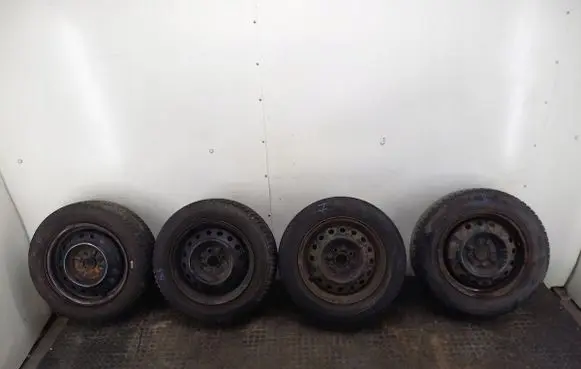 Toyota Yaris R14 steel rim 2140661