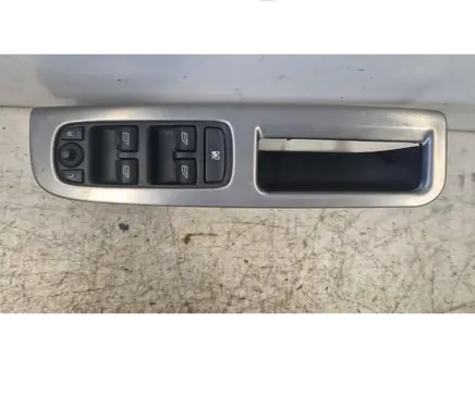 Volvo V50 Electric window control switch 8663817