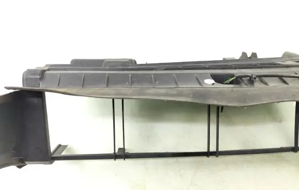 Mercedes-Benz GLK (X204) Intercooler air guide/duct channel A2045052730 BBP167403
