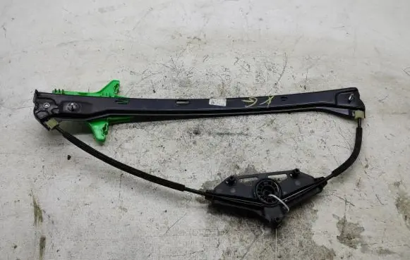 Volkswagen Golf Sportsvan Rear window lifting mechanism without motor 510839461D C16491103 22052015036