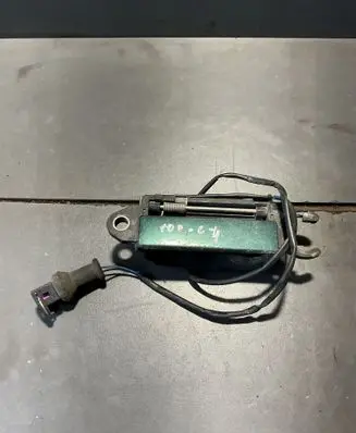 Audi 100 S4 C4 Front door exterior handle 4A0837205