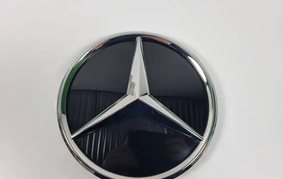 Mercedes-Benz GLA H247 Manufacturer badge logo/emblem A2478881602