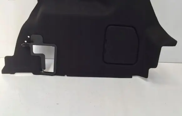Trunk/boot side trim panel