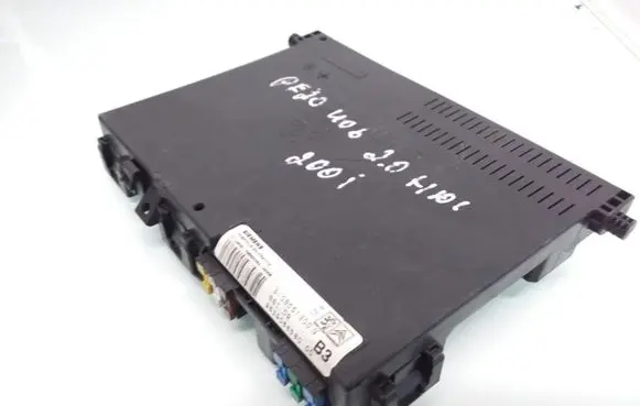 Peugeot 406 Comfort/convenience module 9639066580 S108551300G BSID9