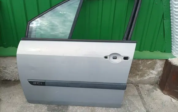 Renault Scenic II - Grand scenic II Front door