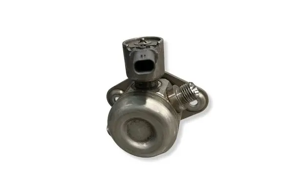 BMW 4 F36 Gran coupe Fuel injection high pressure pump 0261520284 3006628336