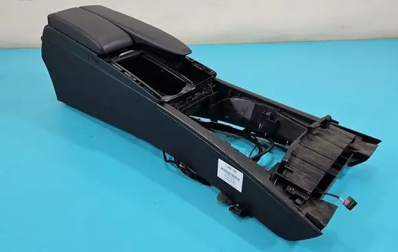 Mercedes-Benz E A207 Armrest IMPRK1445725