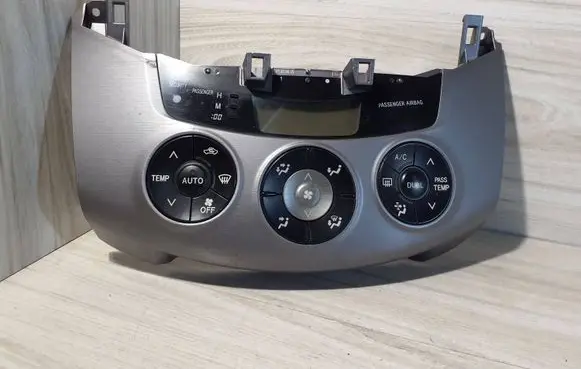 Toyota RAV 4 (XA30) Climate control unit 5590042240 4559442060