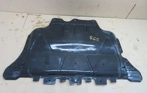 Seat Ateca Engine splash shield/under tray 5Q0825236