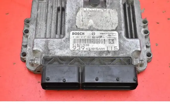 Alfa Romeo 159 Engine control unit/module ECU 51821938