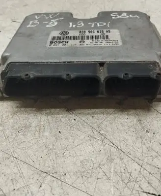 Volkswagen PASSAT B5 Engine control unit/module 038906018AS 28SA3780 0281001724