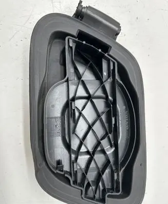 Volvo C40 Fuel tank cap 32357683 620D 30300