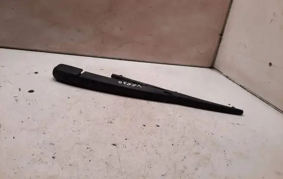 Toyota Corolla Verso E121 Rear wiper blade arm