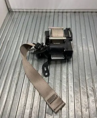 BMW 5 F10 F11 Front seatbelt 6259853 6237428