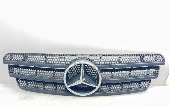 Mercedes-Benz ML W163 Front grill 1638800185
