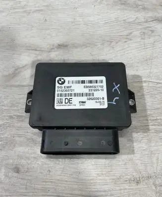 BMW X3 F25 Hand brake control module 6863277 32620301B 0152303721